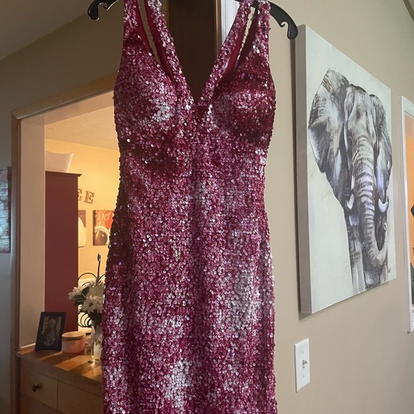 Party dress great for parties, homecomings, and proms! - Picture 3 of 6